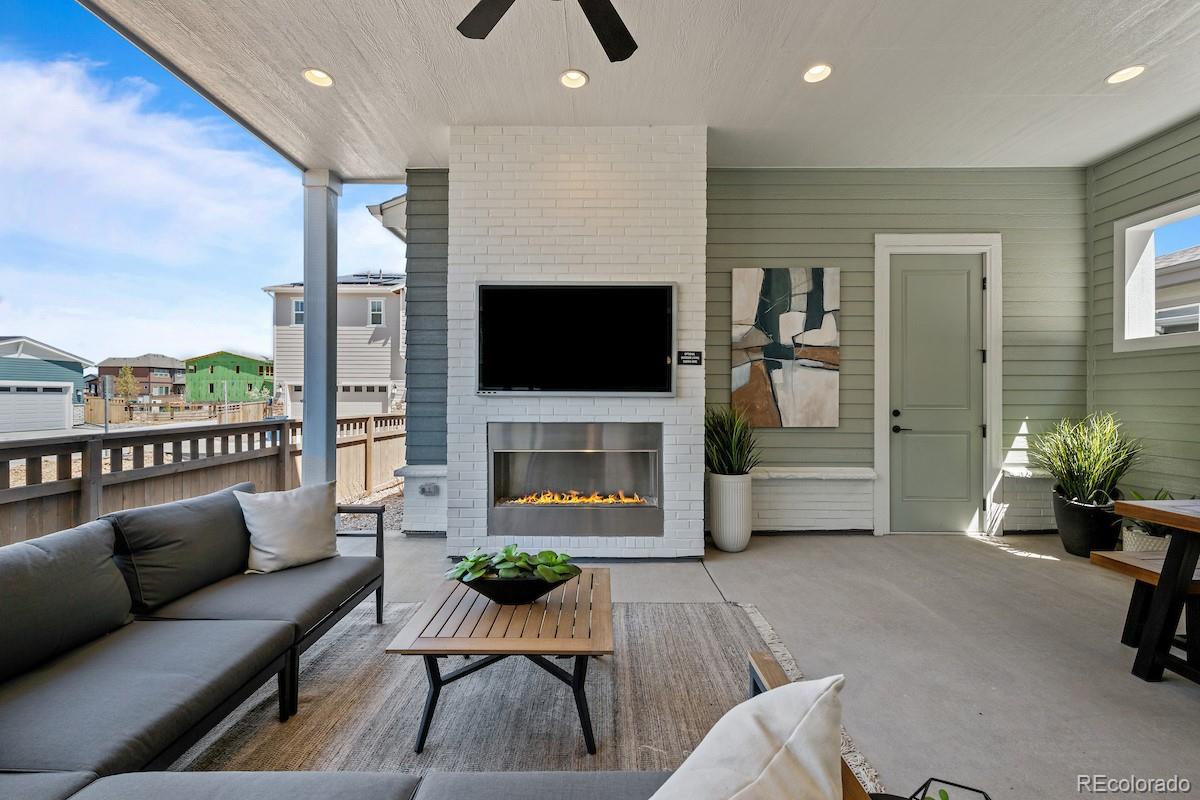 6244 N Lisbon Street