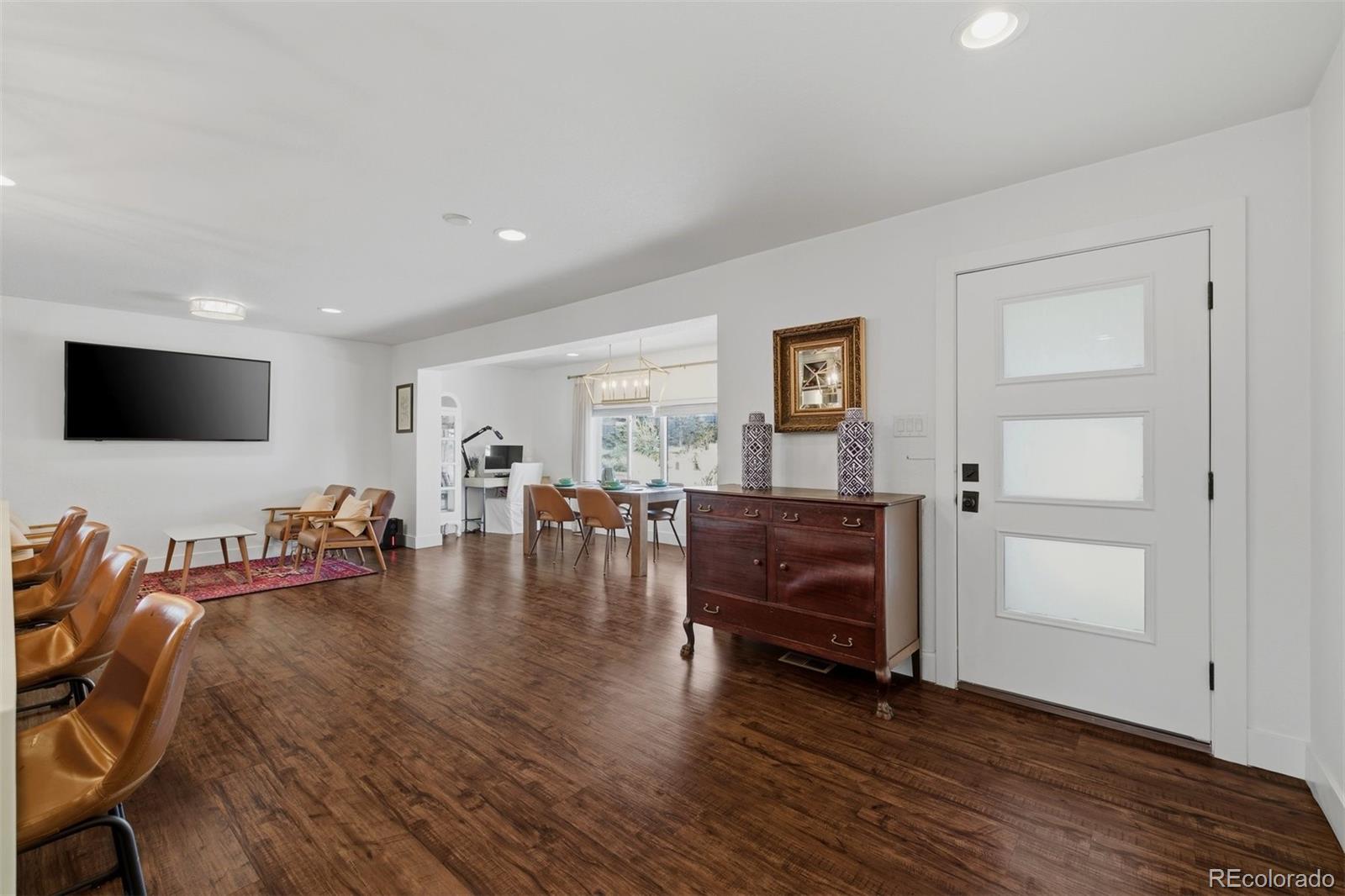 485 S Krameria Street