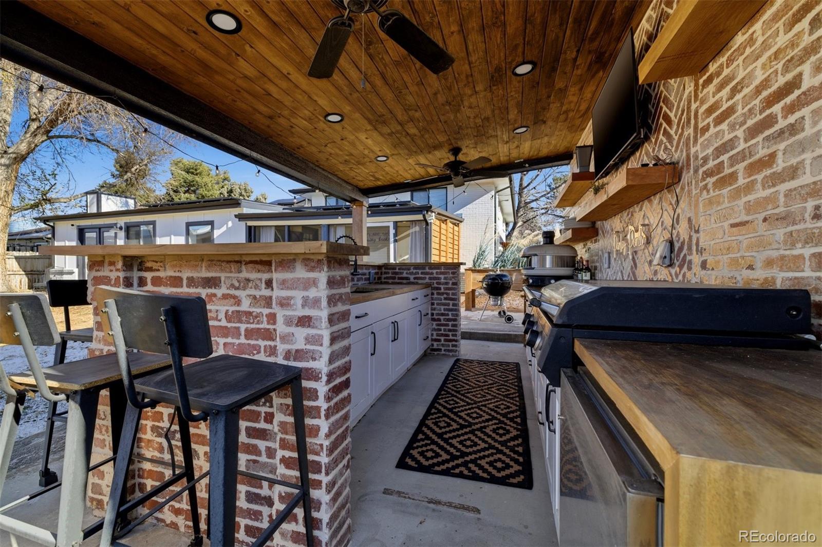 485 S Krameria Street