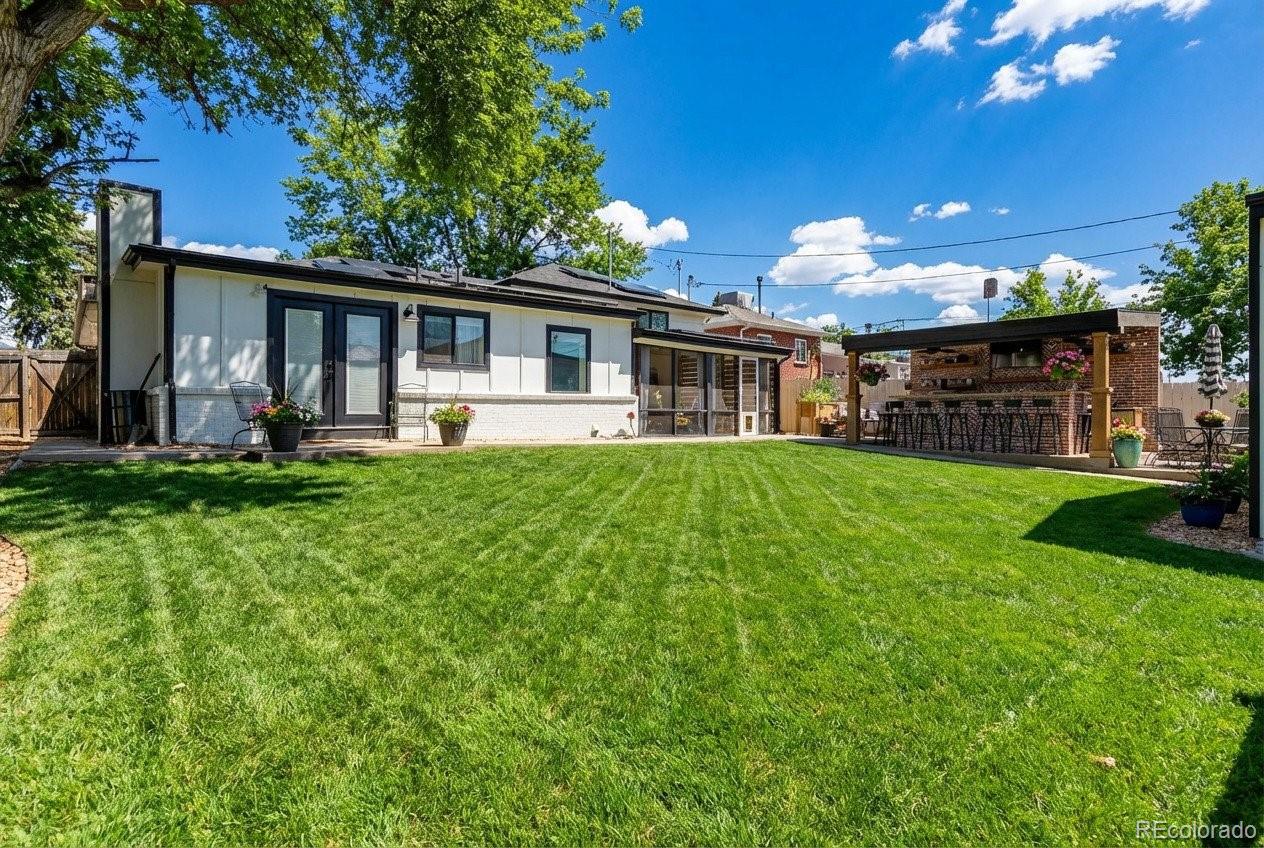 485 S Krameria Street