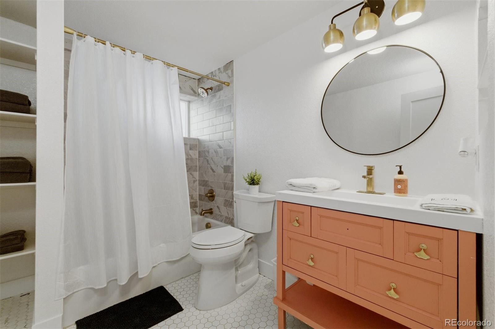 485 S Krameria Street