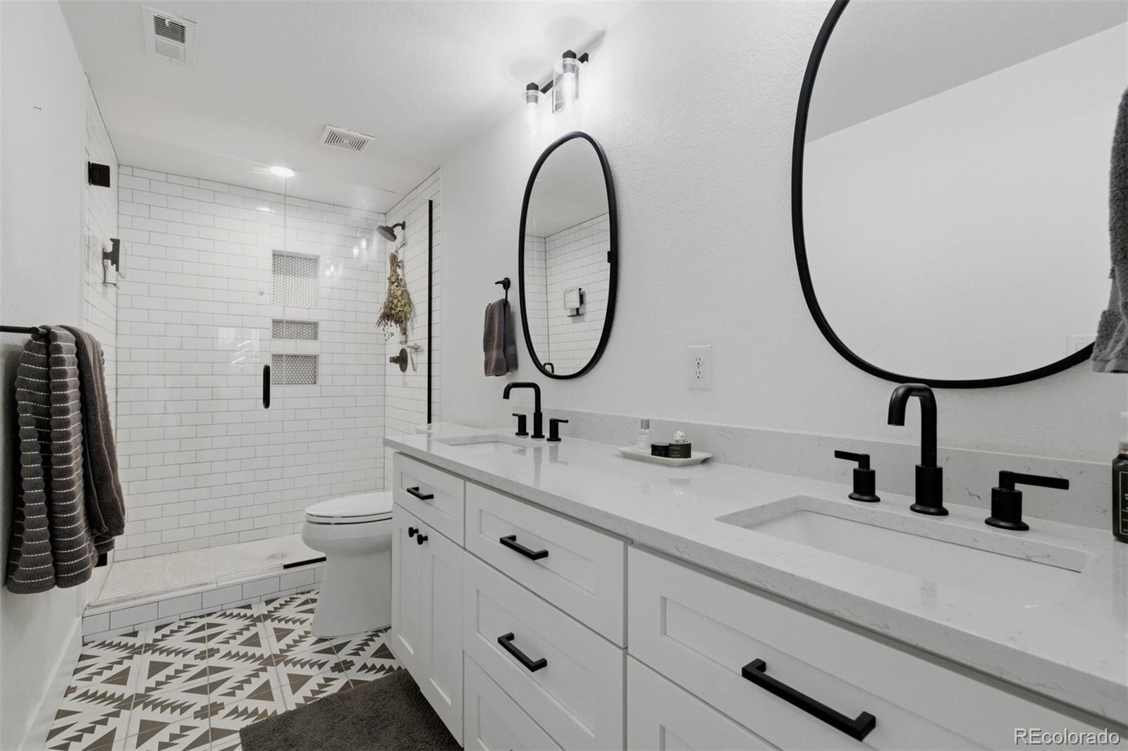 485 S Krameria Street