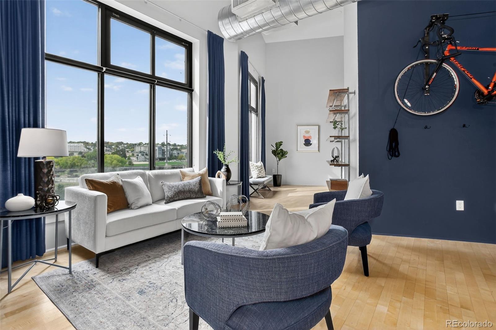 3100 Huron Street Unit: 4N
