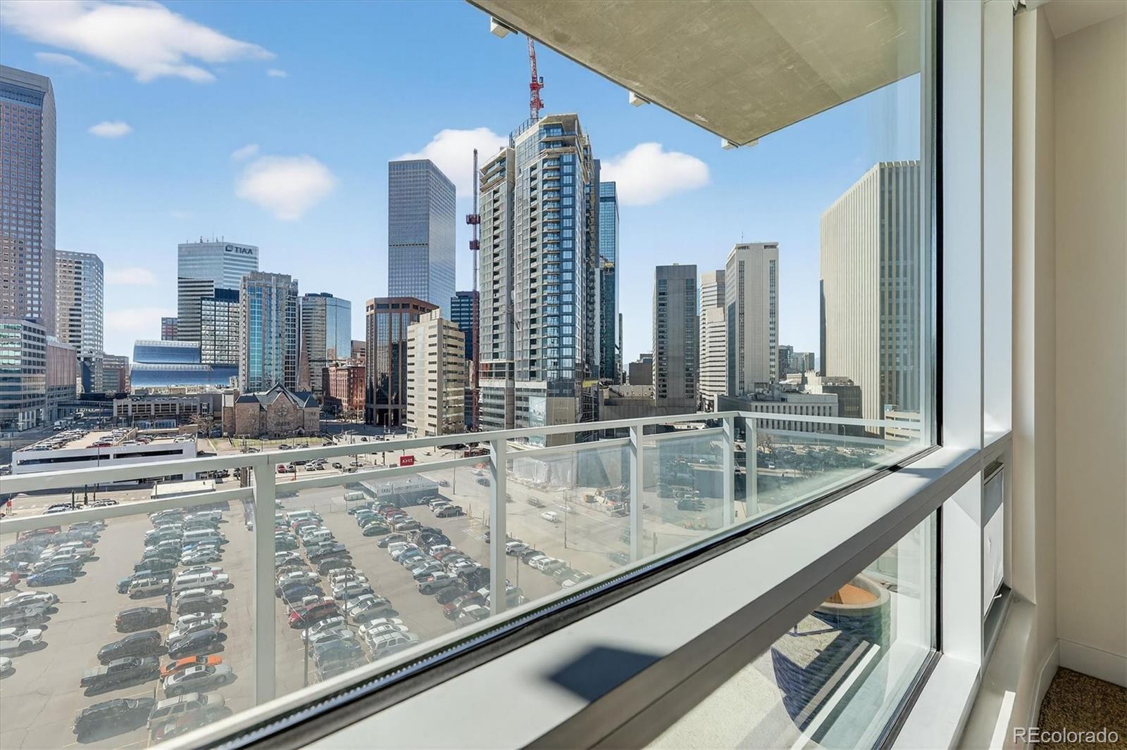 2001 Lincoln Street Unit: 810