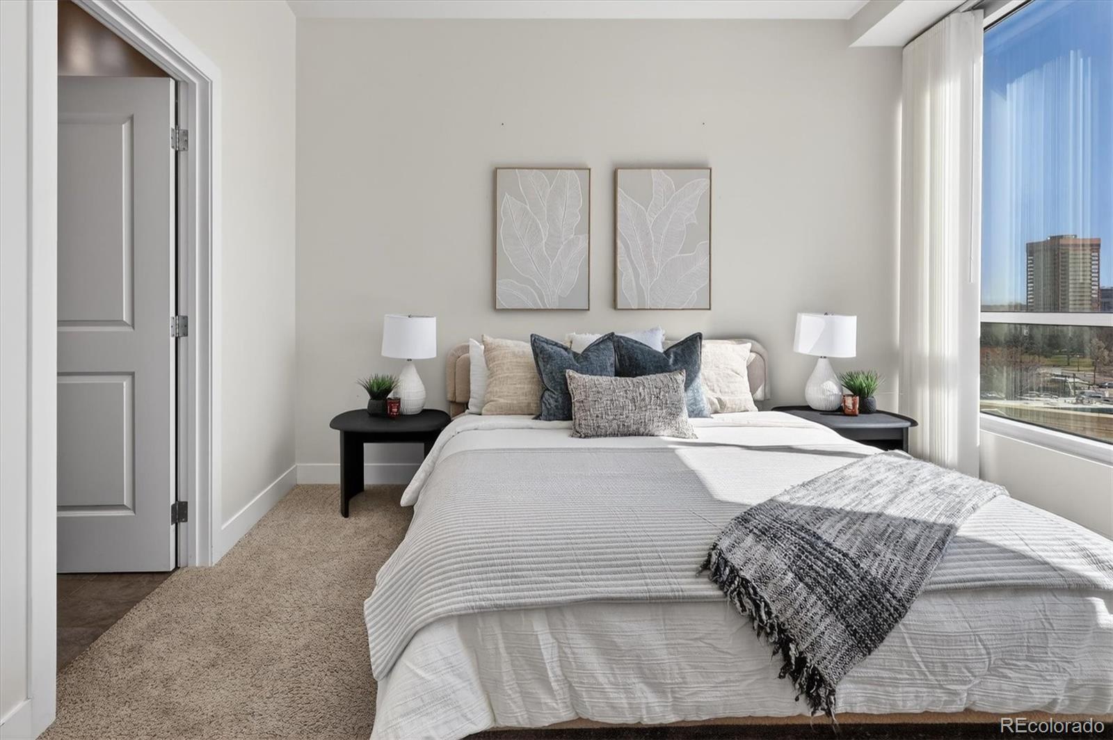 2001 Lincoln Street Unit: 810