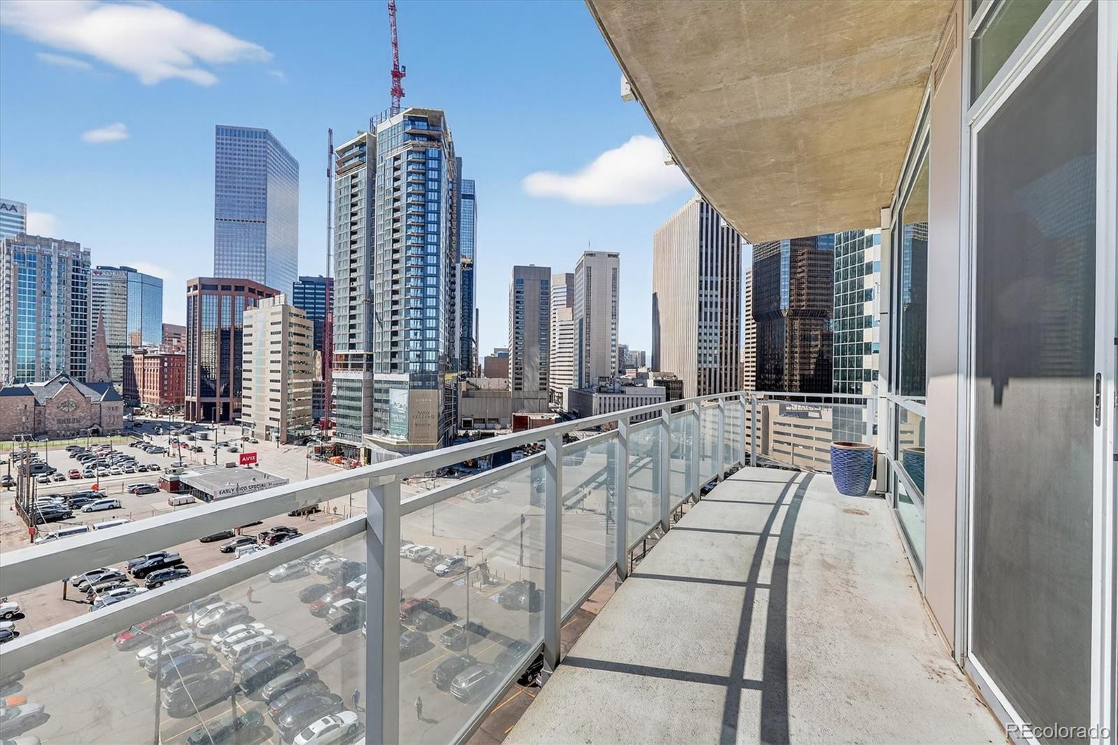 2001 Lincoln Street Unit: 810