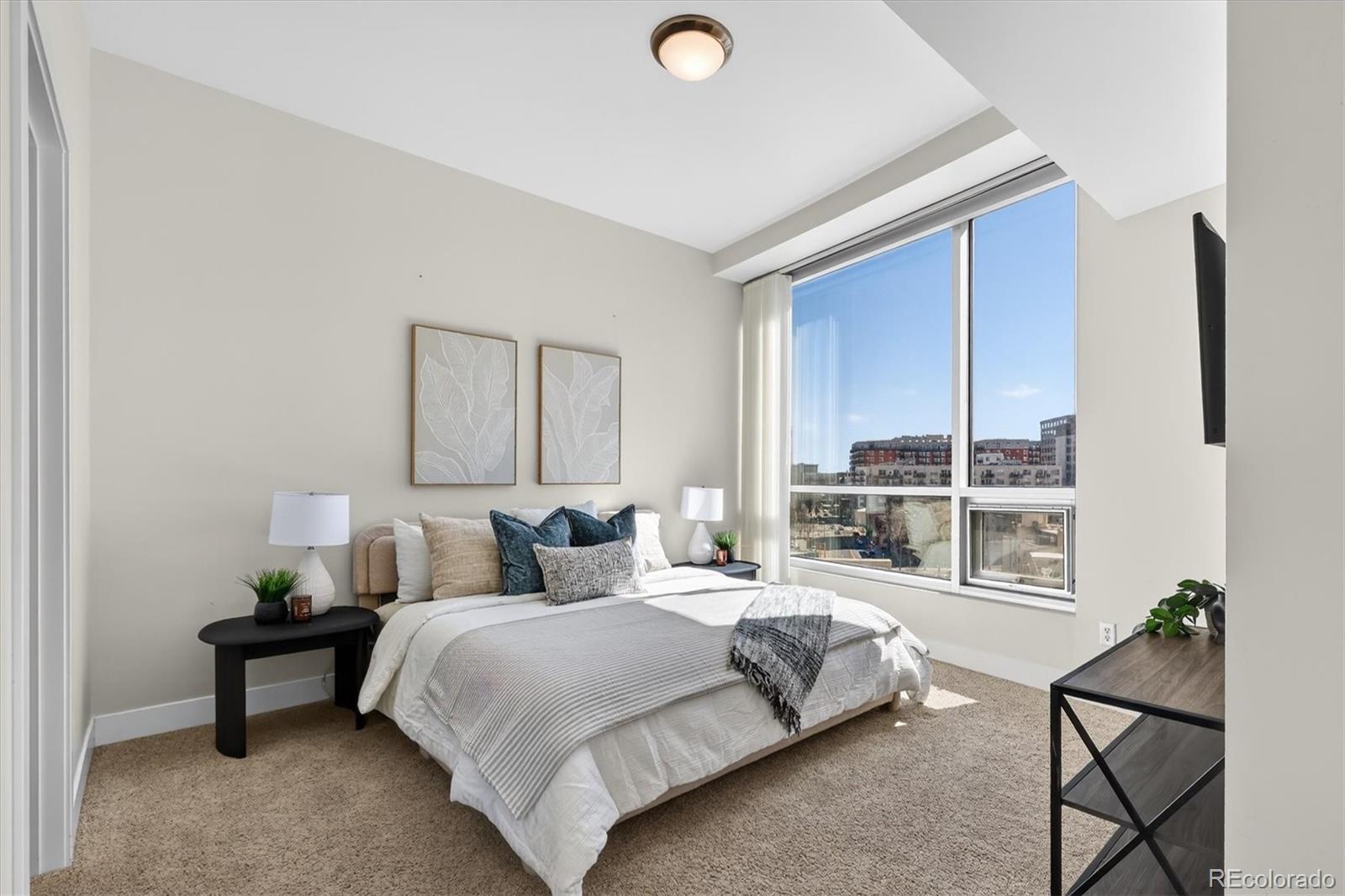 2001 Lincoln Street Unit: 810