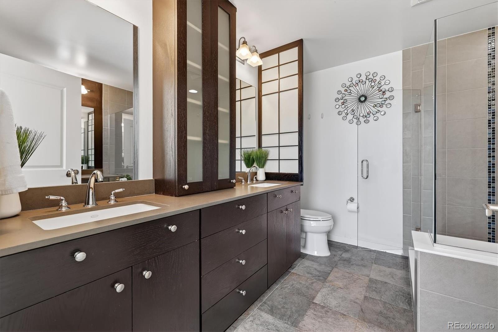 2001 Lincoln Street Unit: 810