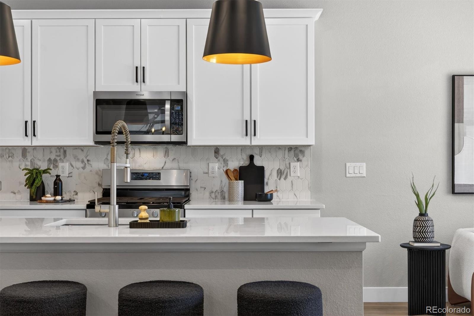 4649 S Kipling Circle