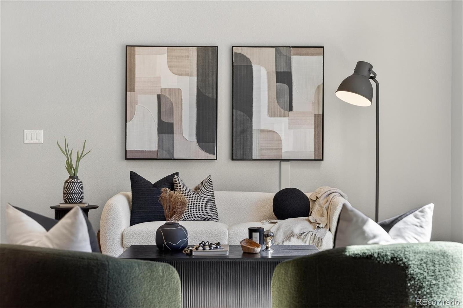 4649 S Kipling Circle