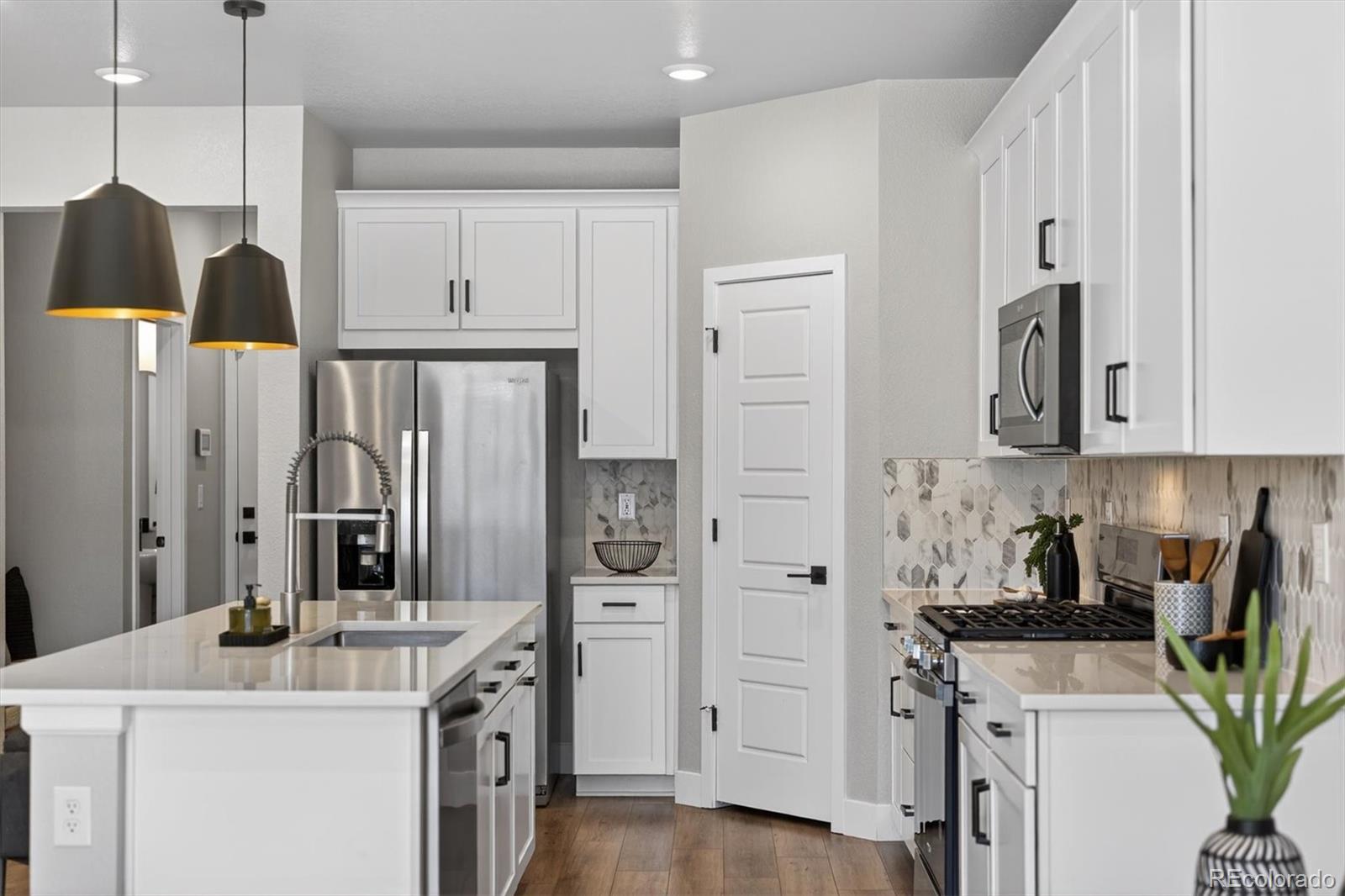 4649 S Kipling Circle