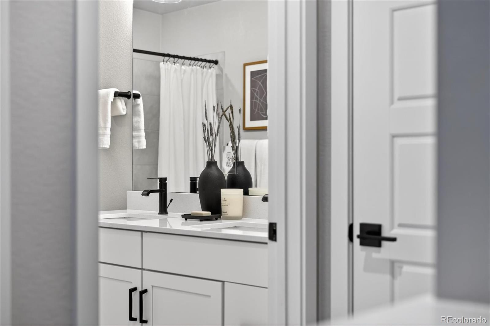 4649 S Kipling Circle