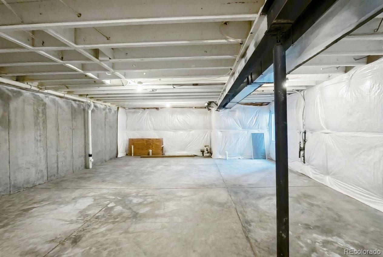 4649 S Kipling Circle