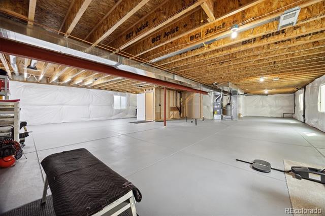 4621 Oxbow Drive