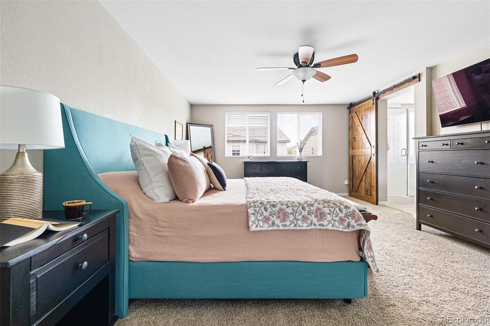 9977 Hough Point