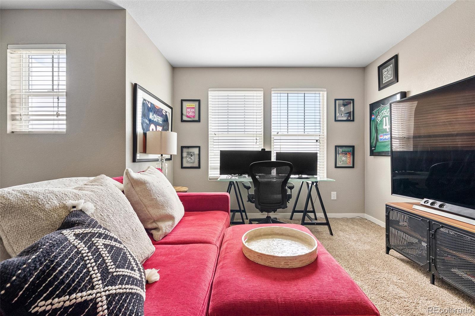 9977 Hough Point