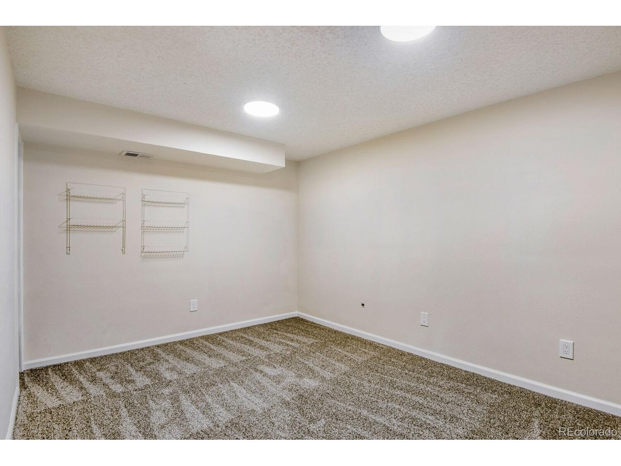 14140 E Warren Pl