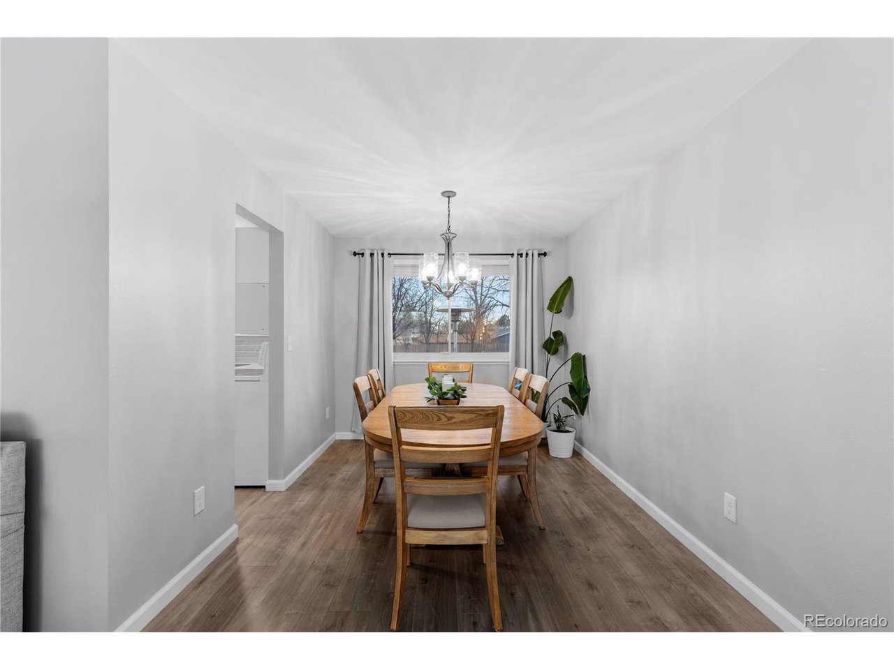4350 E 112th Pl