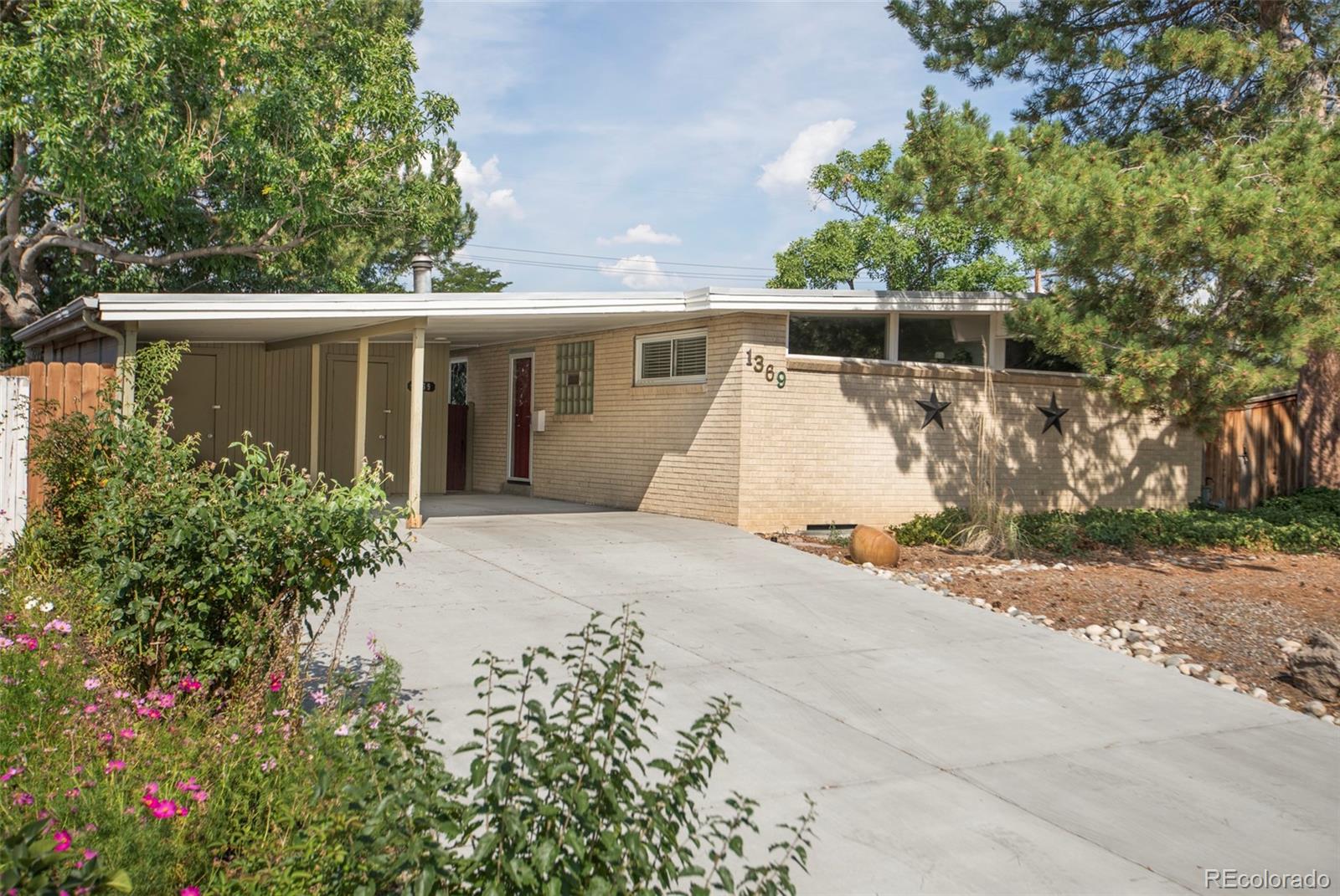 1369 S Chase Court