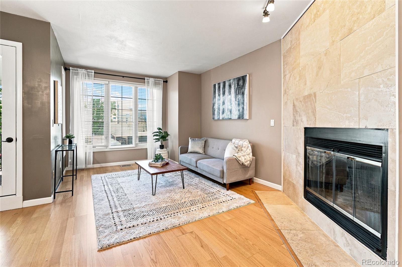 690 N Pennsylvania Street Unit: A5