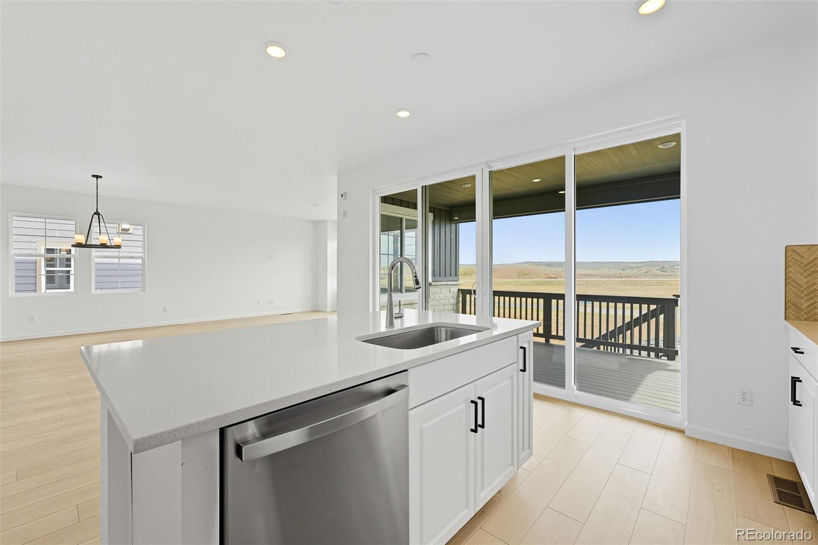 8828 Whiteclover Street