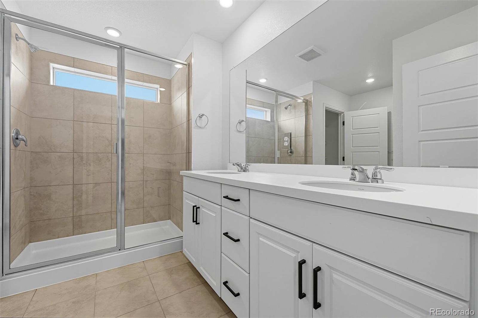 8828 Whiteclover Street