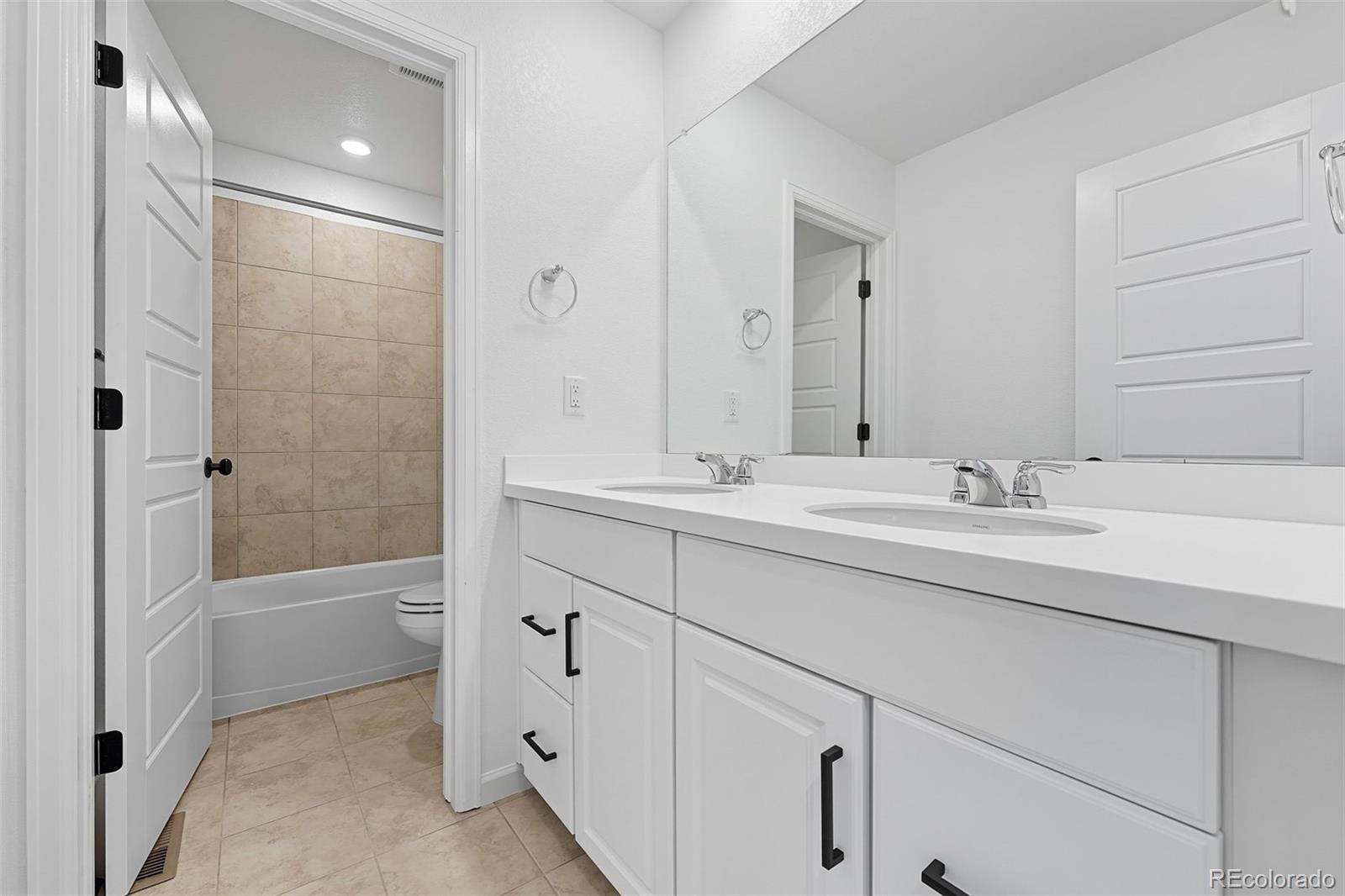 8828 Whiteclover Street