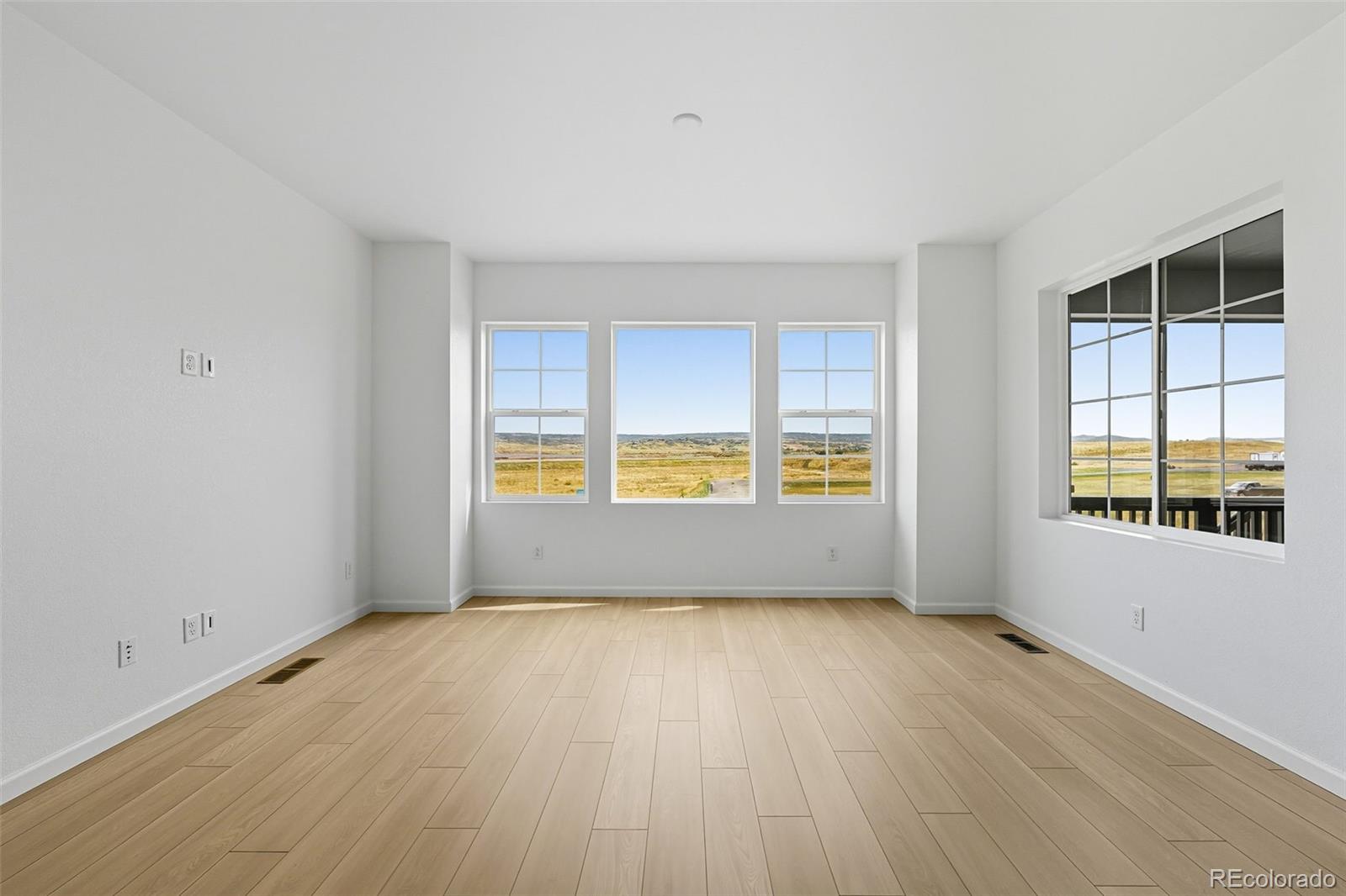 8828 Whiteclover Street