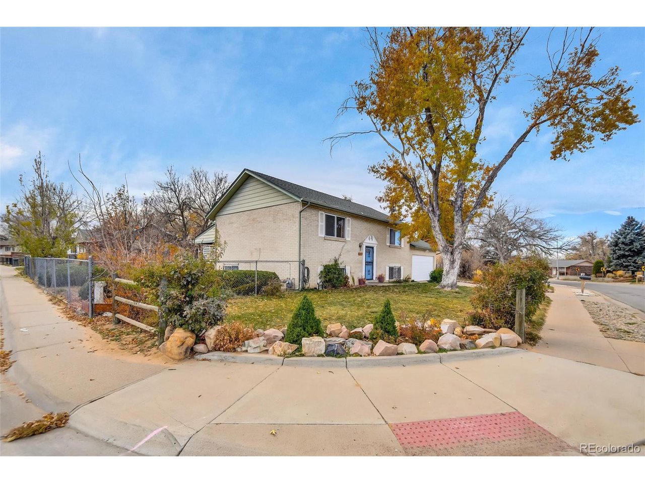 14894 E Maxwell Pl