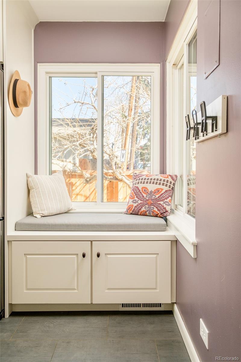 1350 E Amherst Avenue