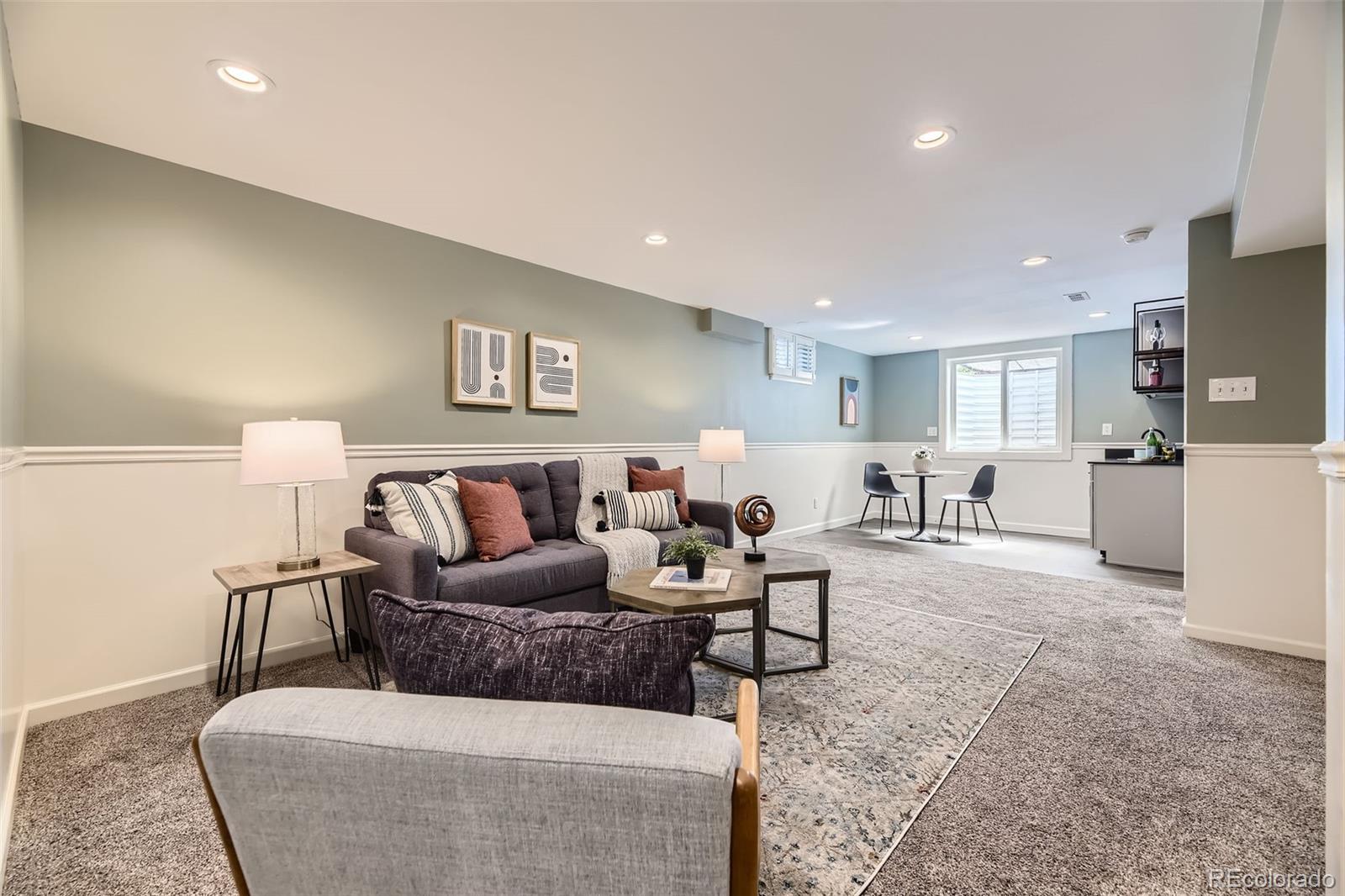 1350 E Amherst Avenue