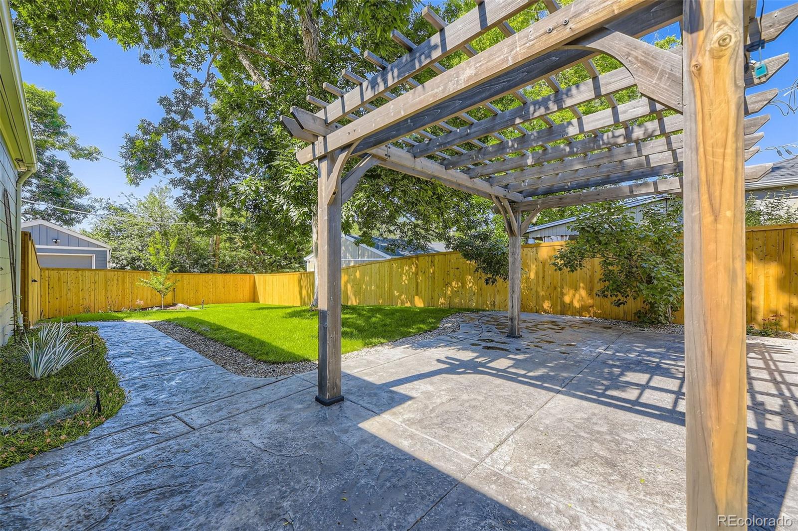 1350 E Amherst Avenue