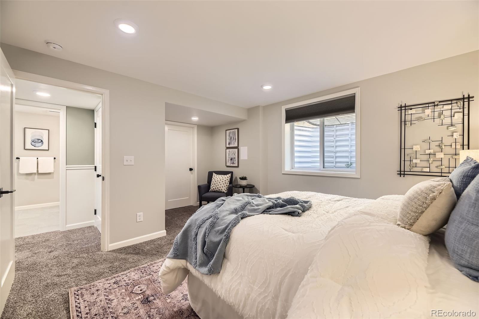 1350 E Amherst Avenue