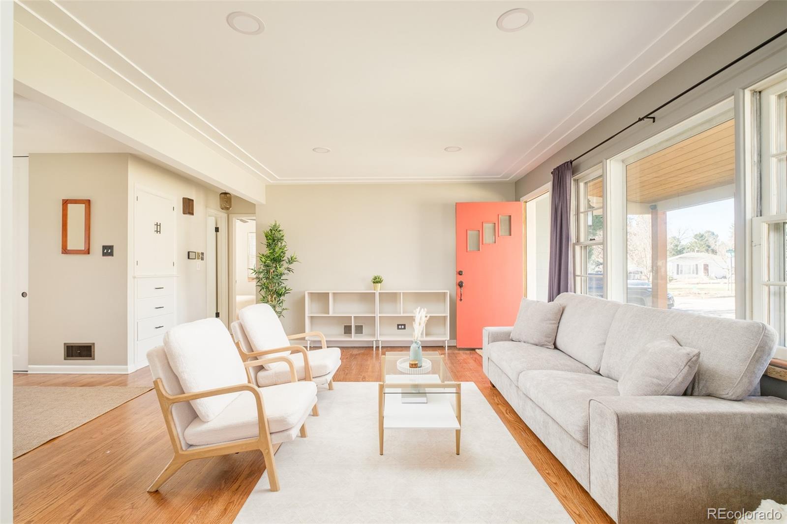 1350 E Amherst Avenue