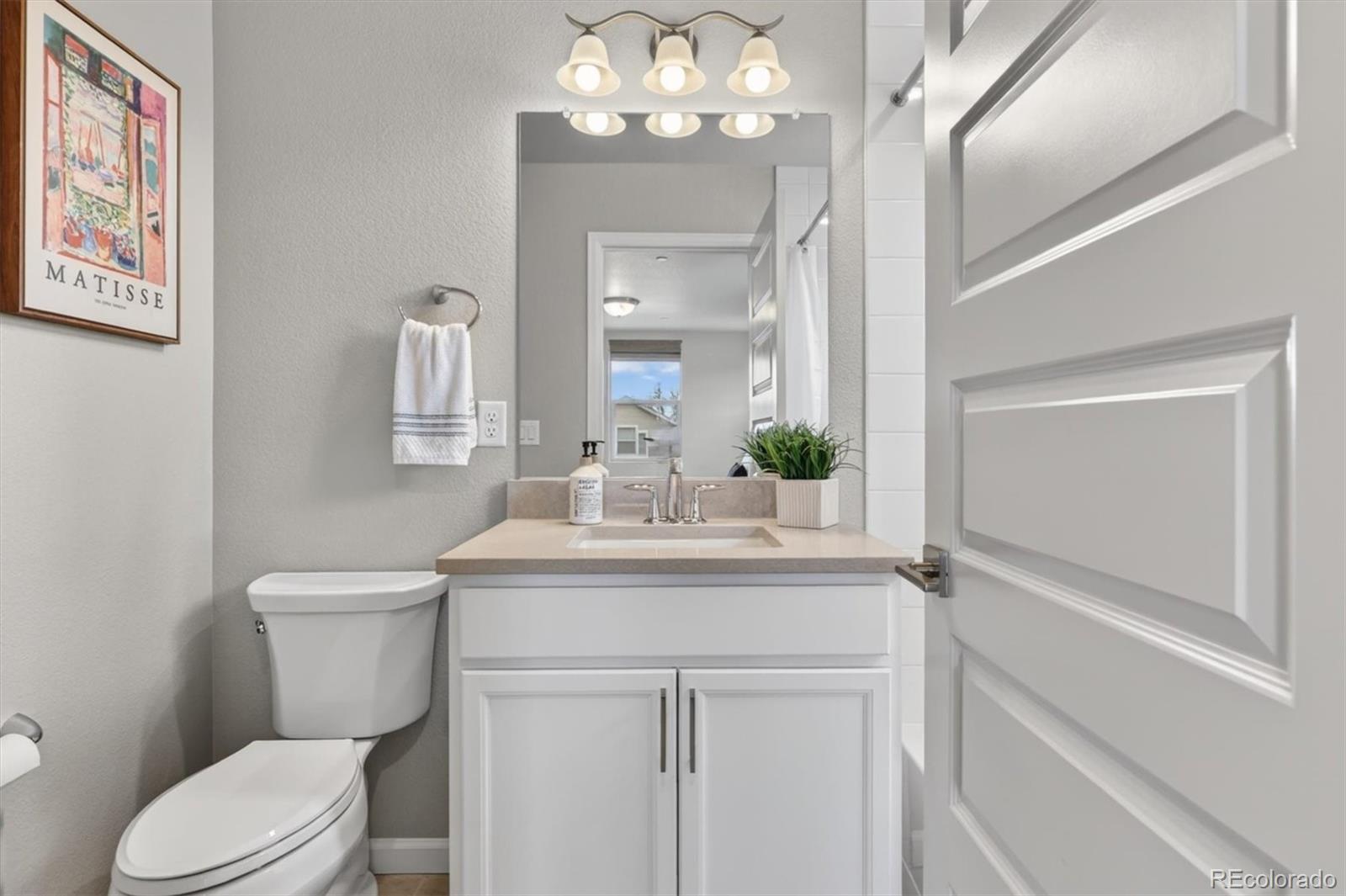 120 E Douglas Street