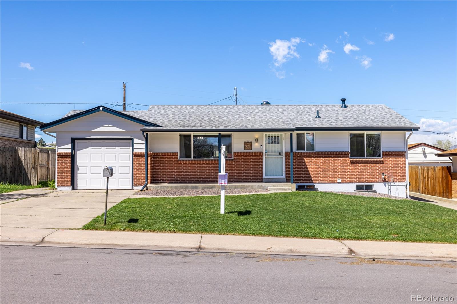 971 S Harlan Way