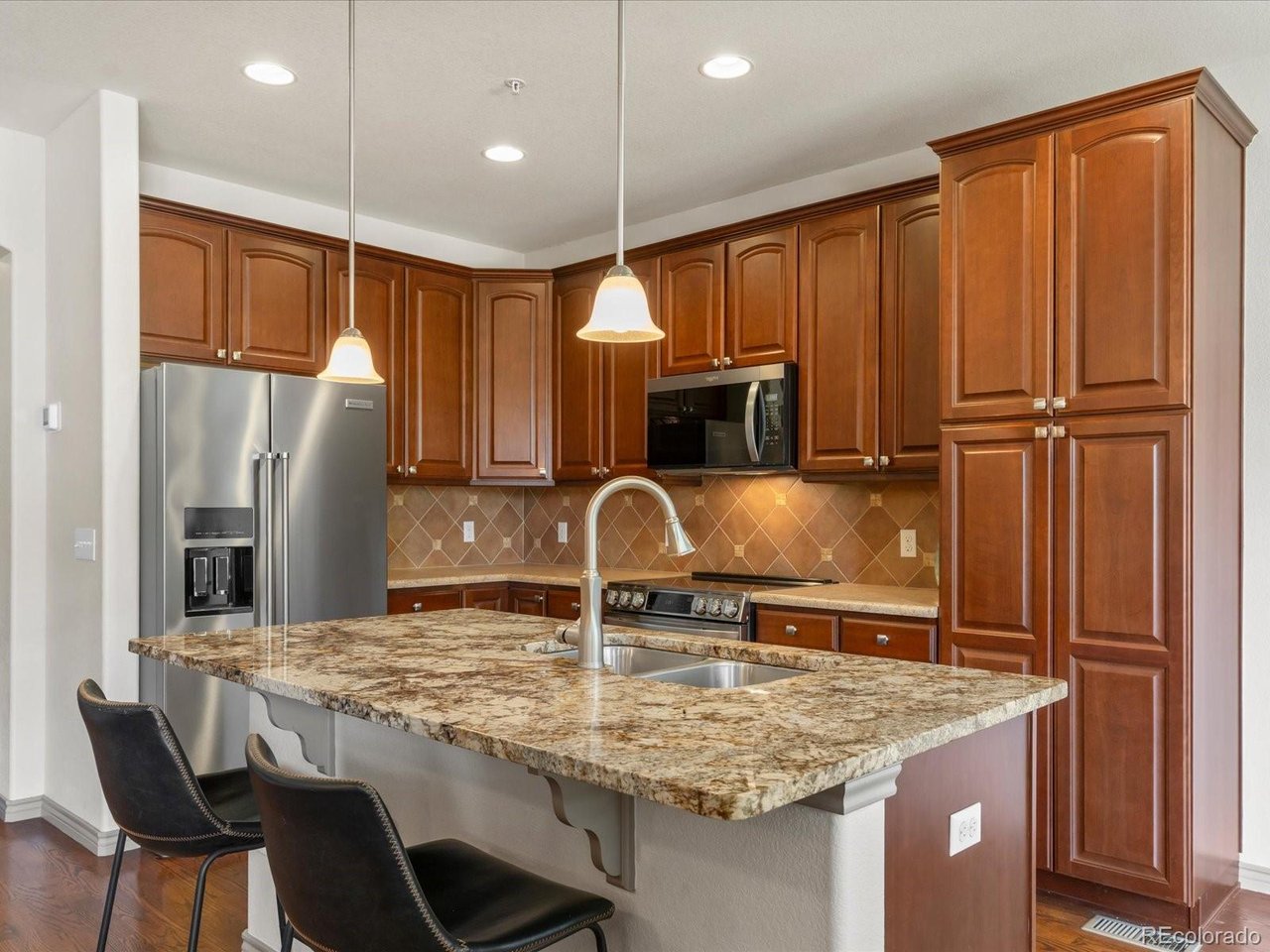 11923 W Long Cir 103