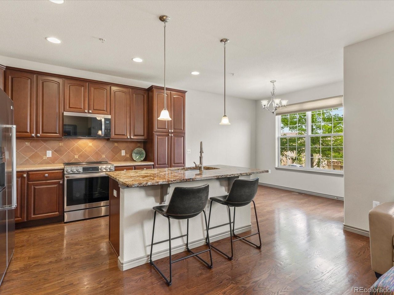 11923 W Long Cir 103