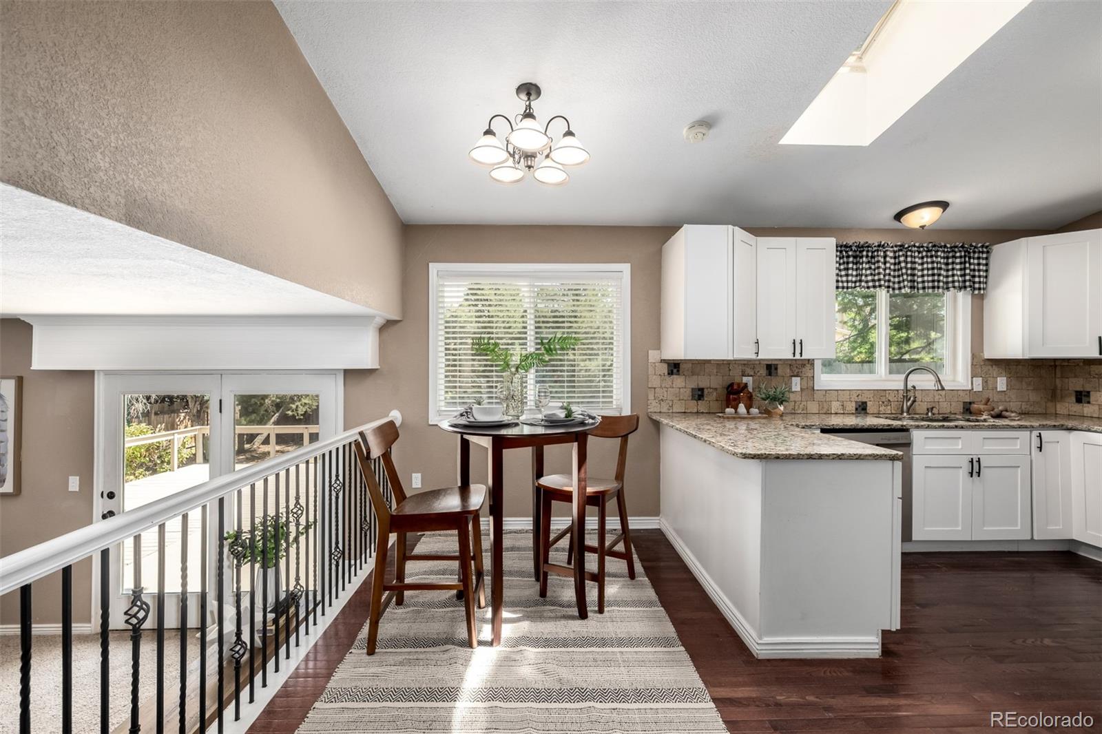 6062 S Newport Street