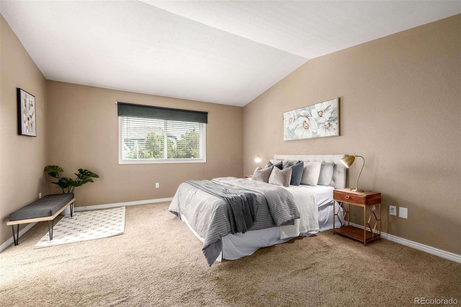 6062 S Newport Street