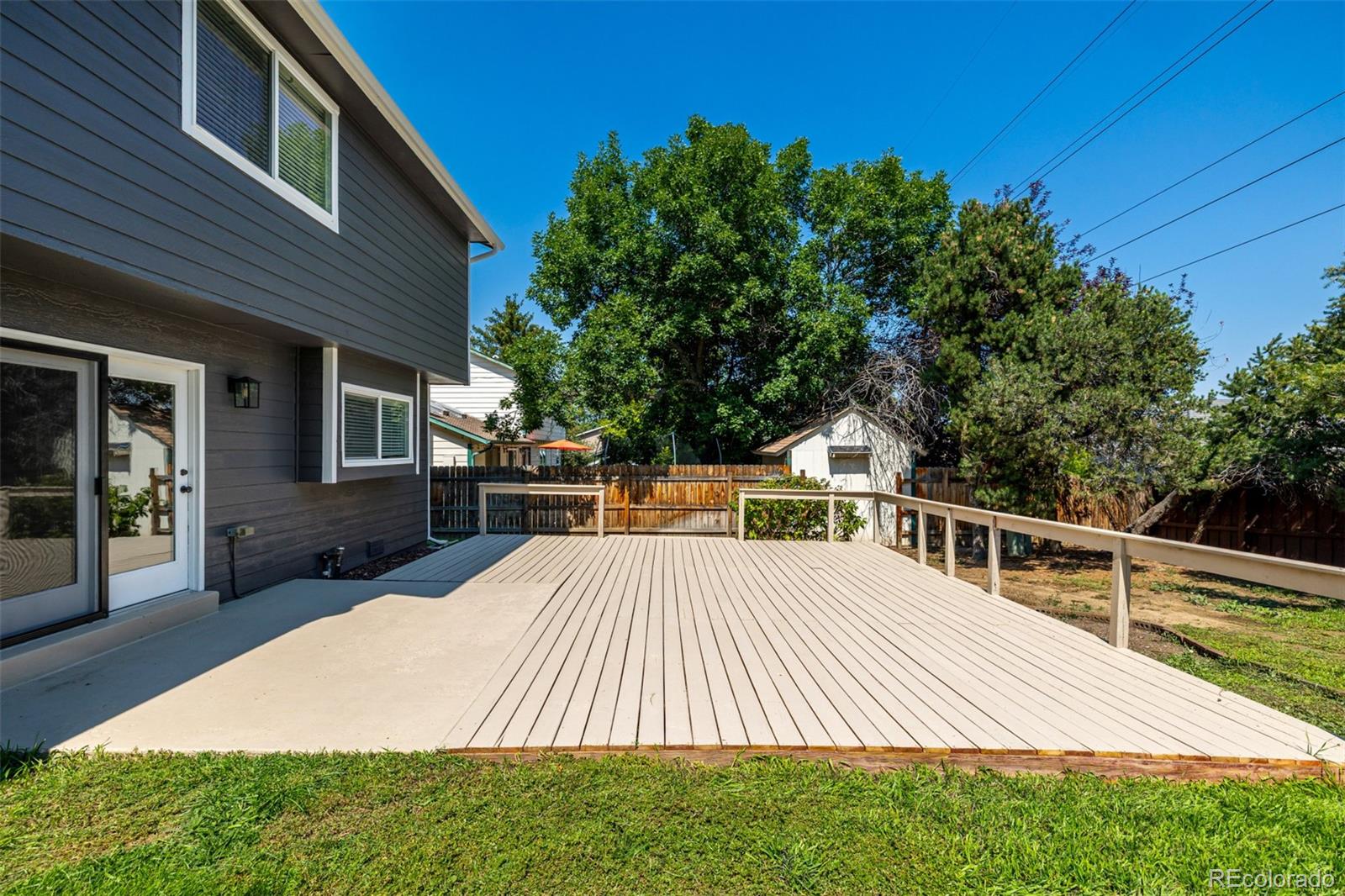 6062 S Newport Street