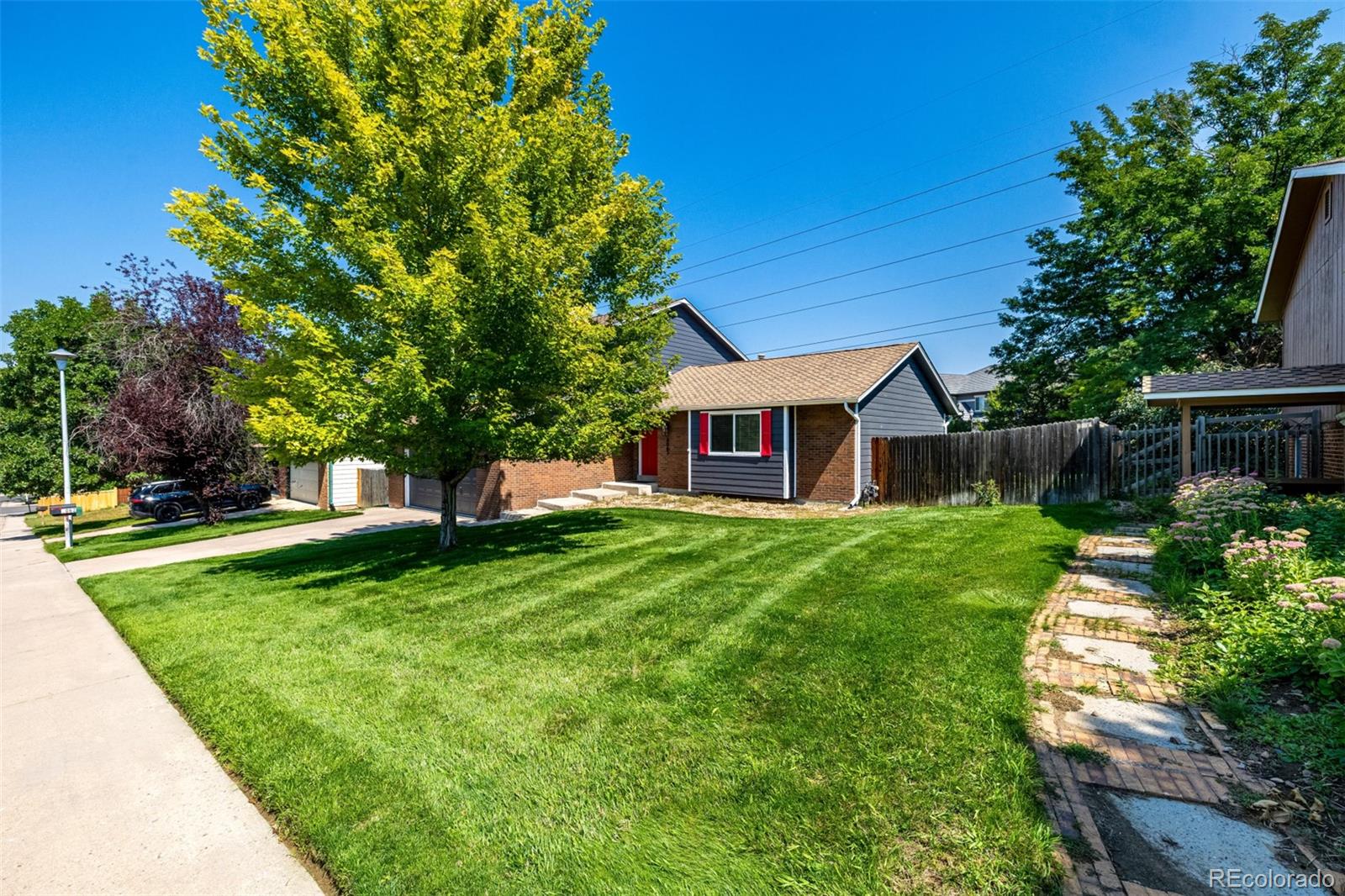 6062 S Newport Street