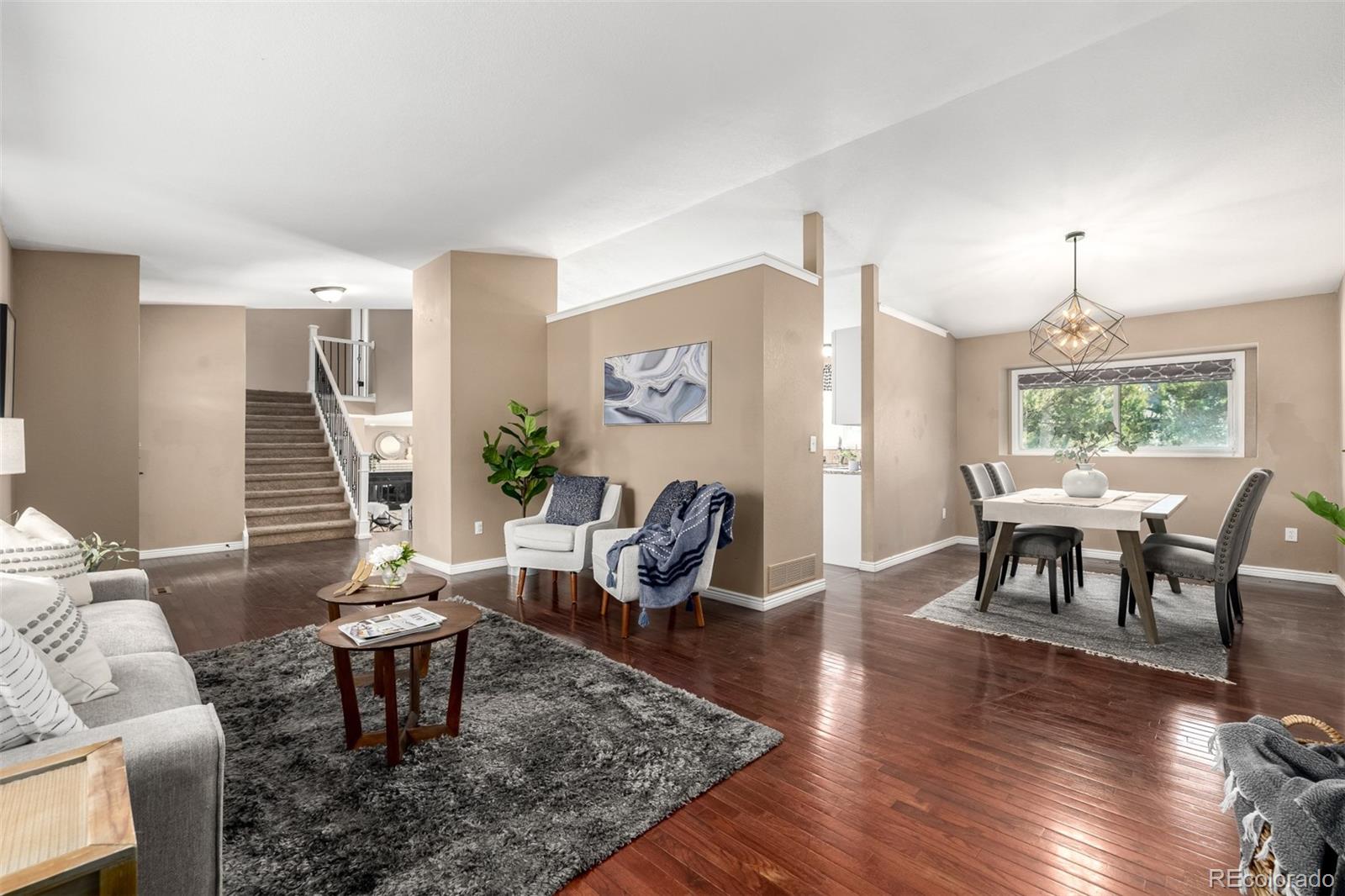 6062 S Newport Street