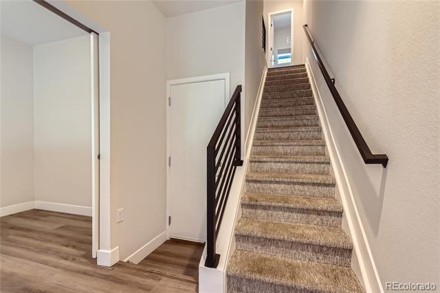 5530 W 11th Place