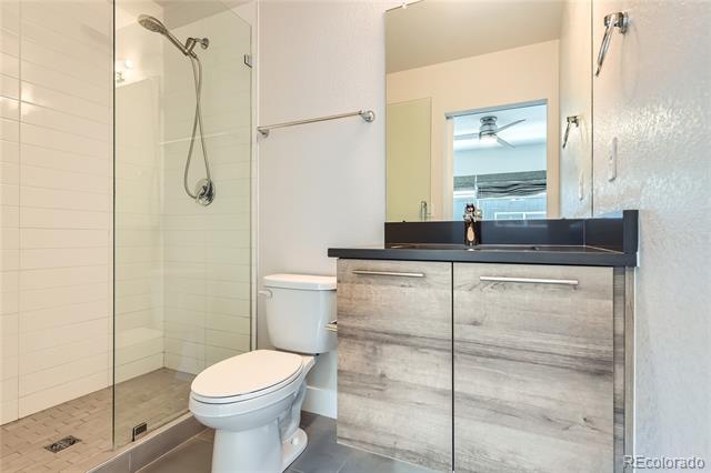 5530 W 11th Place