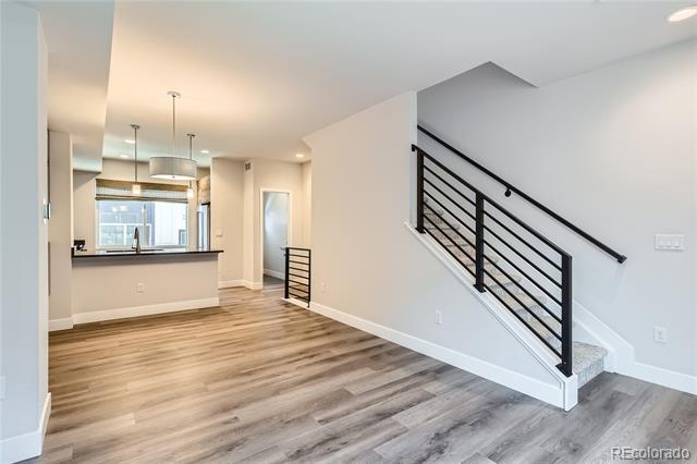 5530 W 11th Place