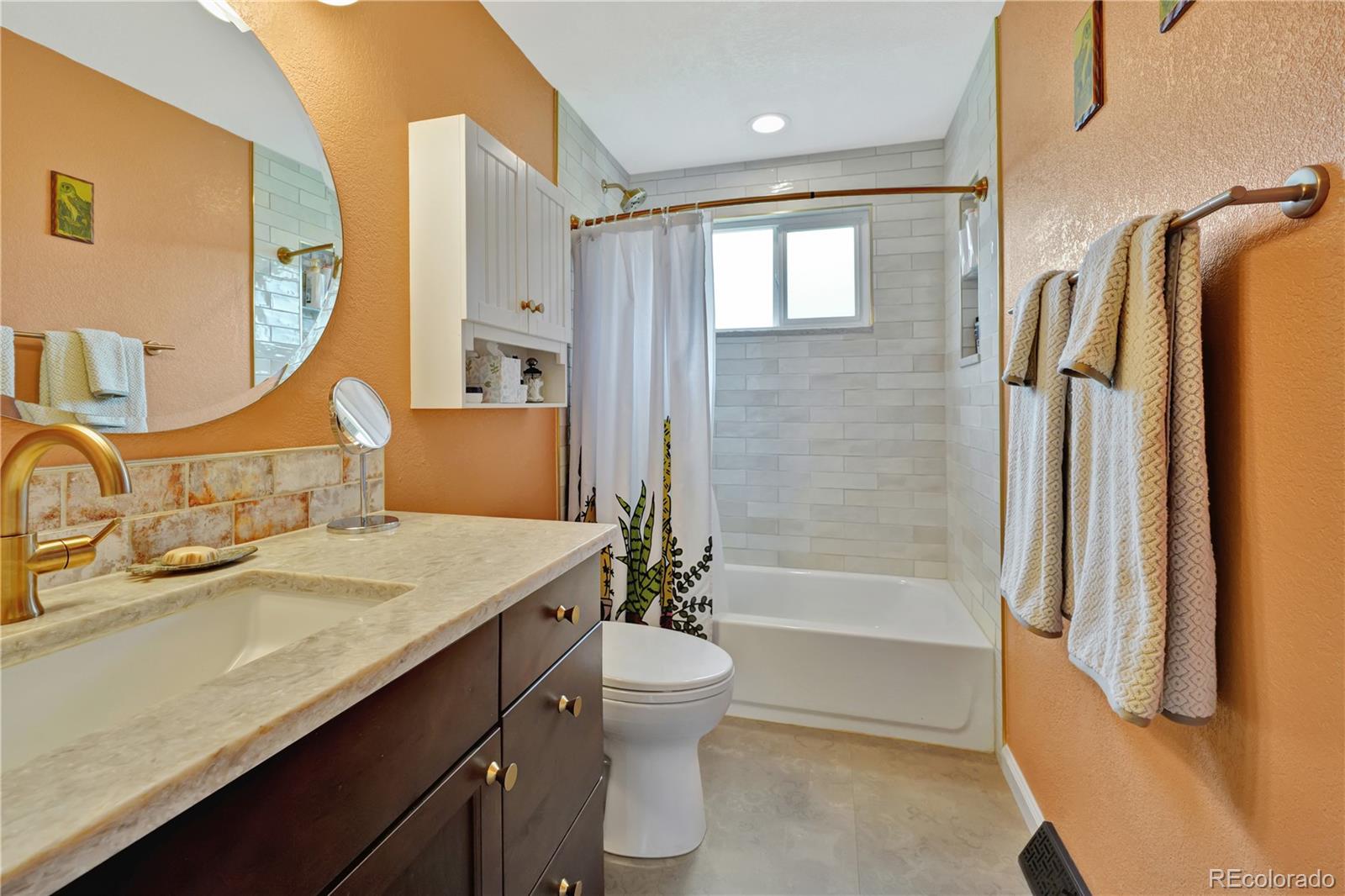 6180 W 77th Place