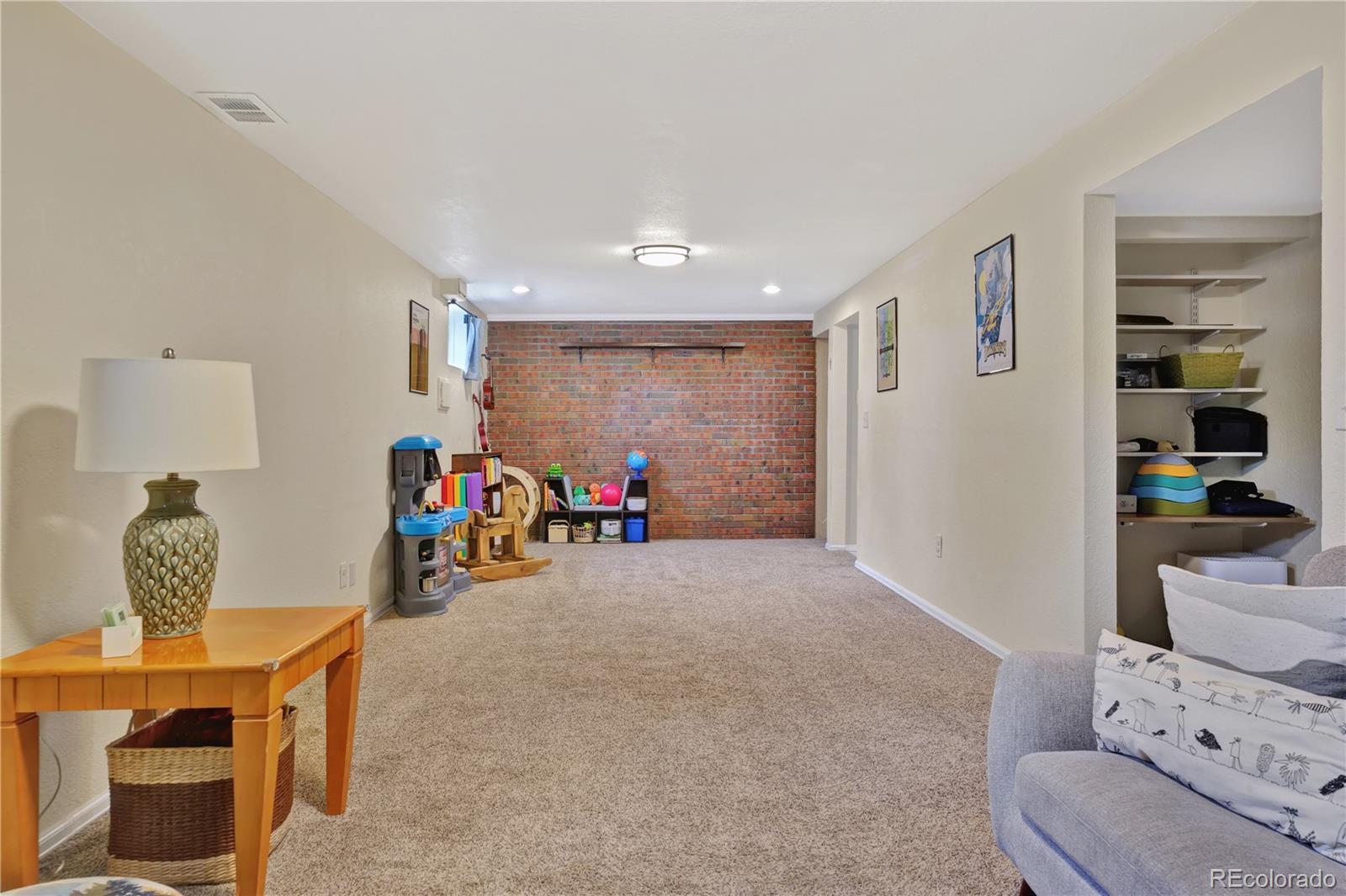 6180 W 77th Place