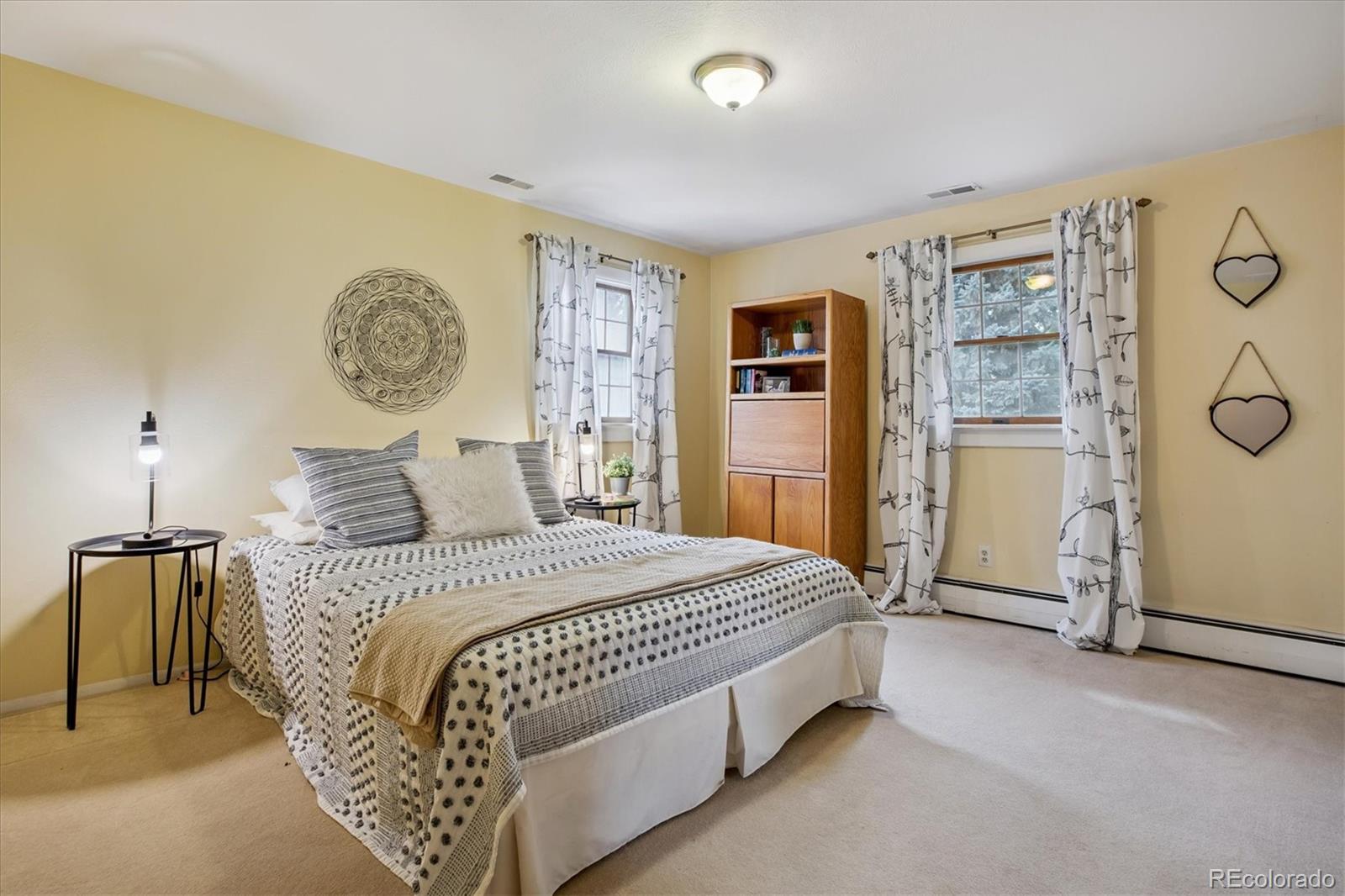 4991 S Elmira Street