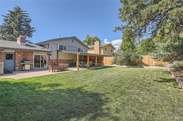 5309 W Roxbury Place